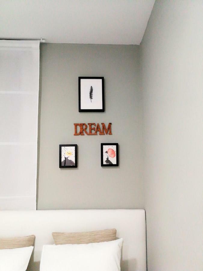 Your Comfy Stay In The Center Of Madrid Bagian luar foto